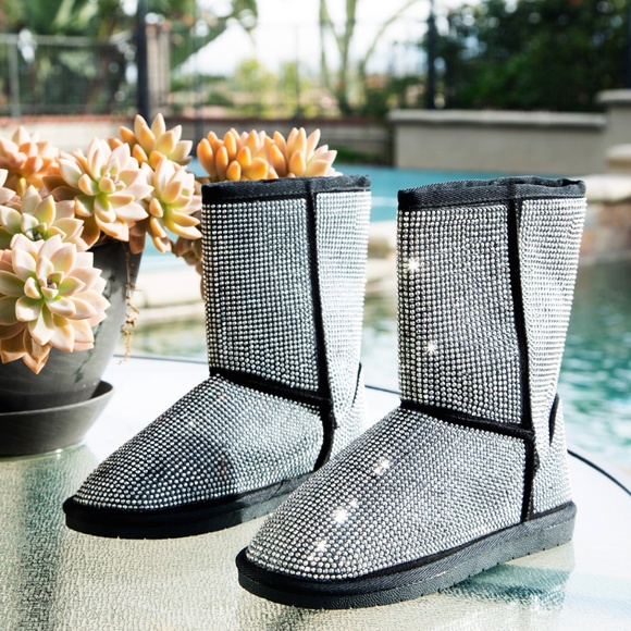 NEW🔥 Bling Diamante Rhinestone Faux Fur Lined Snow Boots Booties Flat Slip-On - Picture 5 of 7